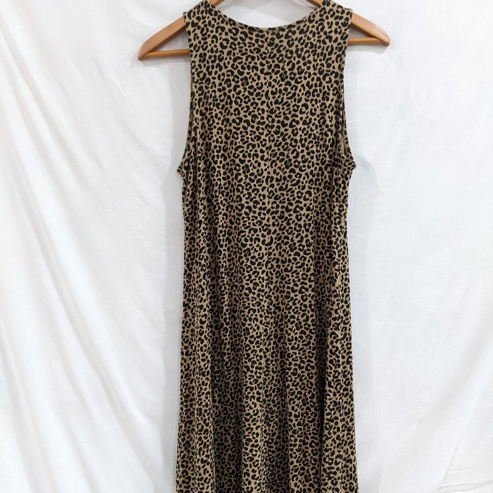 Sleeveless  leopard print sleeveless swing dress